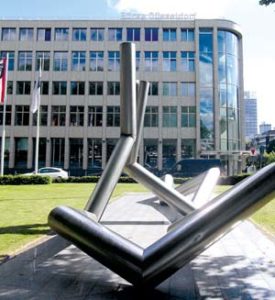 Boerse Duesseldorf Foto ZH2010-Wikimedia Commons