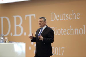 Bundesgesundheitsminister Hermann Gröhe: "An die Branche sind hohe Erwartungen geknüpft." Foto: BIO Deutschland