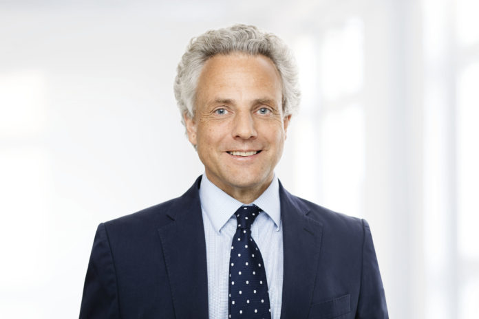 MUC_Caspar Stauffenberg „Wir werden eine Welle der Sprunginnovationen erleben“ Interview mit Caspar Graf Stauffenberg, Managing Partner, Carlsquare GmbH