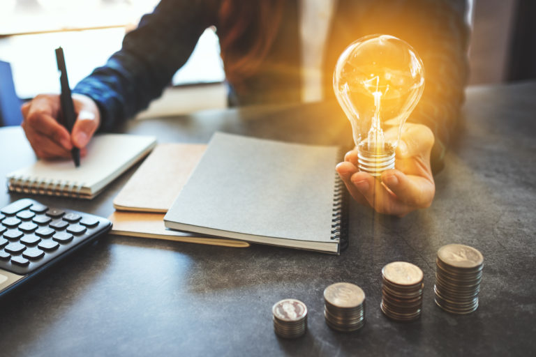 „Mit Know-how und Netzwerken vergeben wir ‚Smart Money‘“ „Mit Know-how und Netzwerken vergeben wir ‚Smart Money‘“