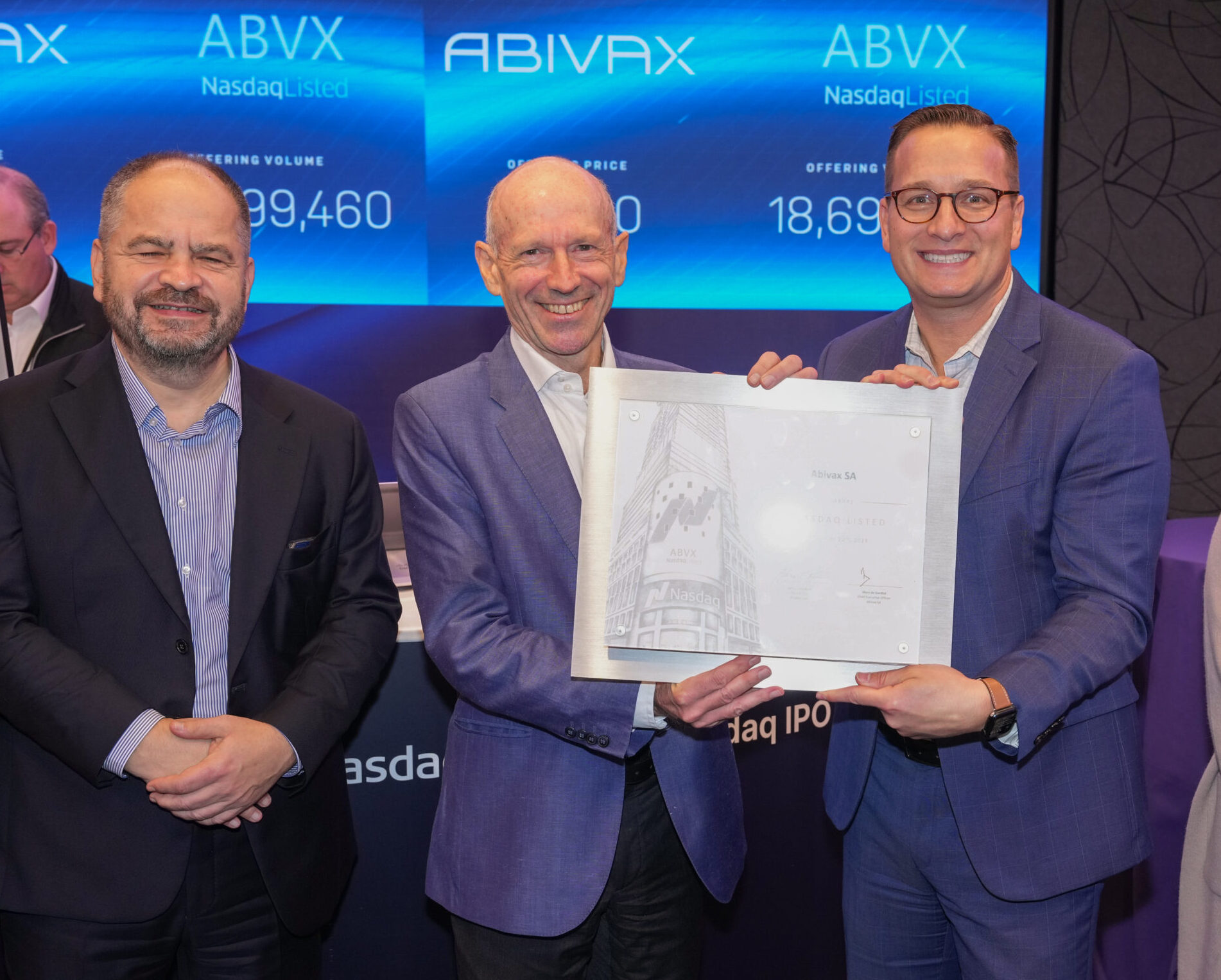 Links: Didier Blondel, Chief Financial Officer; Mitte: Marc de Garidel, Chief Executive Officer; Rechts: NASDAQ. Copyright: Abivax