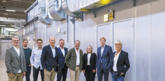 V. l. n. r.: Holger Garbs, Plattform Life Sciences, Jan Phillip Denkers, Life Science Nord, Prof. Dr. med. Søren W. Gersting, iniuva, Hans Vanhooren, PhD, Indivumed Therapeutics, Dr. Dirk Winkler, Evotec, Claas H. Nieraad, Baltic Business Angels Schleswig-Holstein, Karin Hofelich, Plattform Life Sciences Dr. Frank Schröder-Oeynhausen, Technikzentrum Lübeck und Dr. Sabine Brock, DESY. Foto Copyright: Jörg Müller I Fotografie für Unternehmen und Institutionen