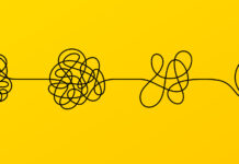 Tangle of thoughts, psychological stress and easy problem solving. Psychology solution concept. Confused purpose, trouble solution and think easy. Psychology path, stress reduction. Vector. Copyright: blankstock - stock.adobe.com