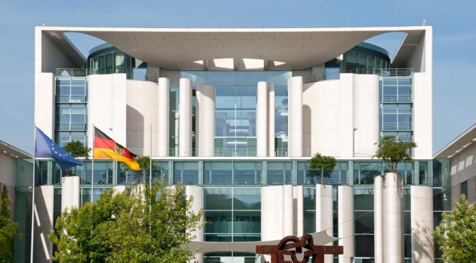 Ansicht des Kanzleramtes in Berlin. Copyright: sehbaer_nrw - stock.adobe.com