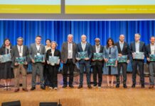 ICPO-Zertifikatsverleihung für die neuen ICPO Clinical Theranostics Centers: Patricia Bautista, Philippinen, Cecilia Carreras, Mexiko; Partha Choudhury, Indien, Akram Al-Ibraheem, Jordanien; Marwa Hakkam, Accreditation and Center Director ICPO Foundation, Deutschland, Özlem Kucuk, Türkei; Richard P. Baum, Präsident der ICPO Academy for Theranositcs, Deutschland; Rodney Hicks, Australien; Shelley Simon, Indien; Masha Maharaj, Südafrika; Yehia Omar, Ägypten; Matthias Eiber, Deutschland; Vasko Kramer, Chile; Odile Jaume, CEO der ICPO Foundation, Deutschland. (v.r.n.l.). Copyright: ICPO Foundation