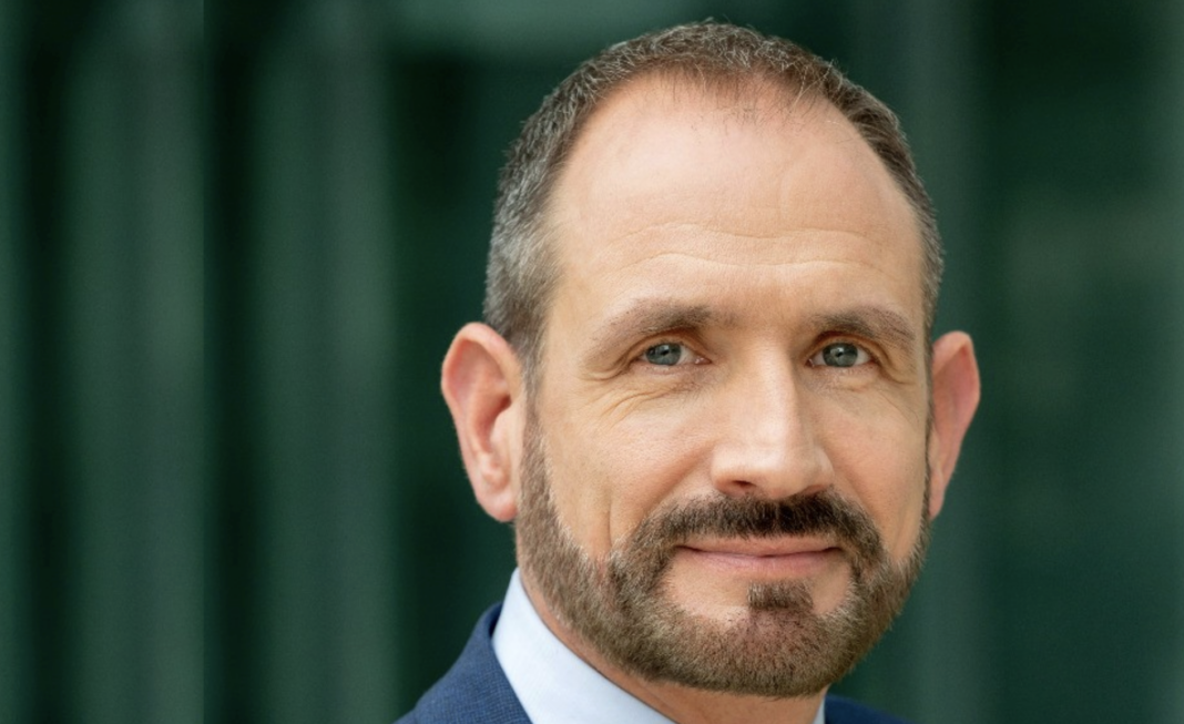 Bildschirmfoto 2025-12-15 um 14.06.59