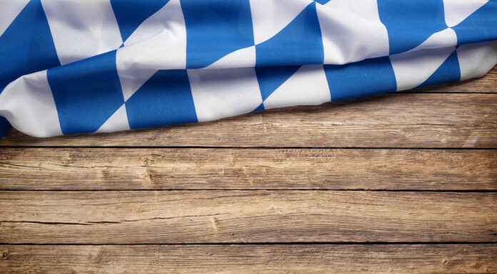 „Die Life Sciences-Branche verfügt nach wie vor über enormes Potenzial“ Symbolbild "Bayern-Flagge". Copyright: Coloures-Pic. stock.adobe.com