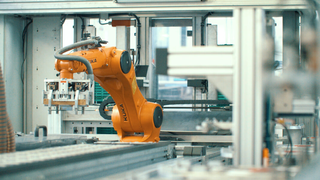 electrovac_imagefilm_screenshot_eigenproduziert_roboter