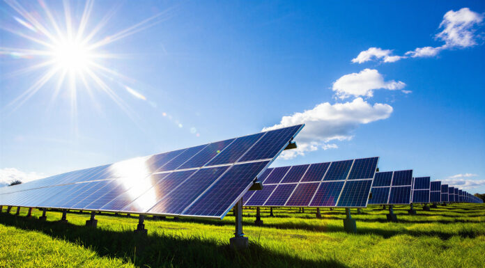 Helios Solar trotz schwacher Nachfrage auf IPO-Kurs