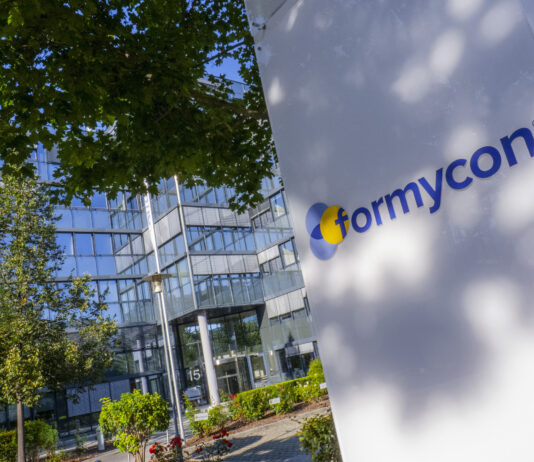 Formycon holt OneSource als Produktionspartner an Bord