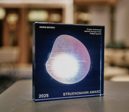 Strüngmann Award: Unternehmen durch ihre Unternehmer sehen Die Strüngmann Award-Trophäe von 2025. Fotograf: Christian Back. Copyright: ATHOS KG