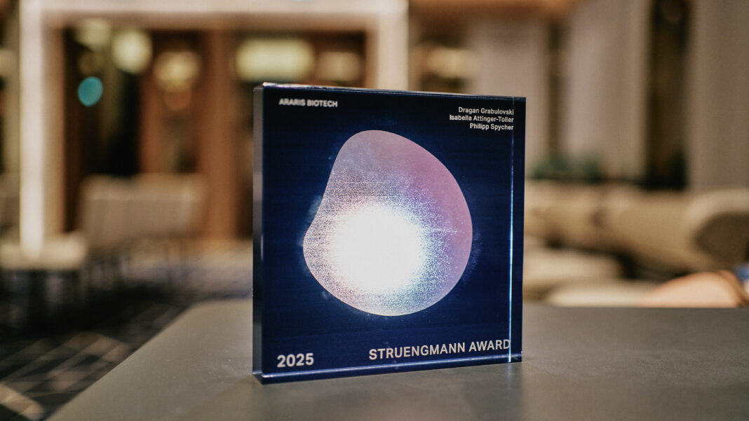 Die Strüngmann Award-Trophäe von 2025. Die Strüngmann Award-Trophäe von 2025. Fotograf: Christian Back. Copyright: ATHOS KG